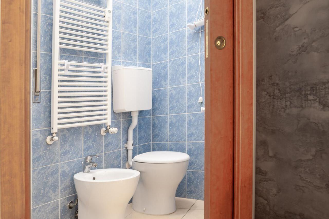 Bnbutler - Pellegrino Rossi, 42 - Ampio E Comodo Per 5 Milan Exterior photo